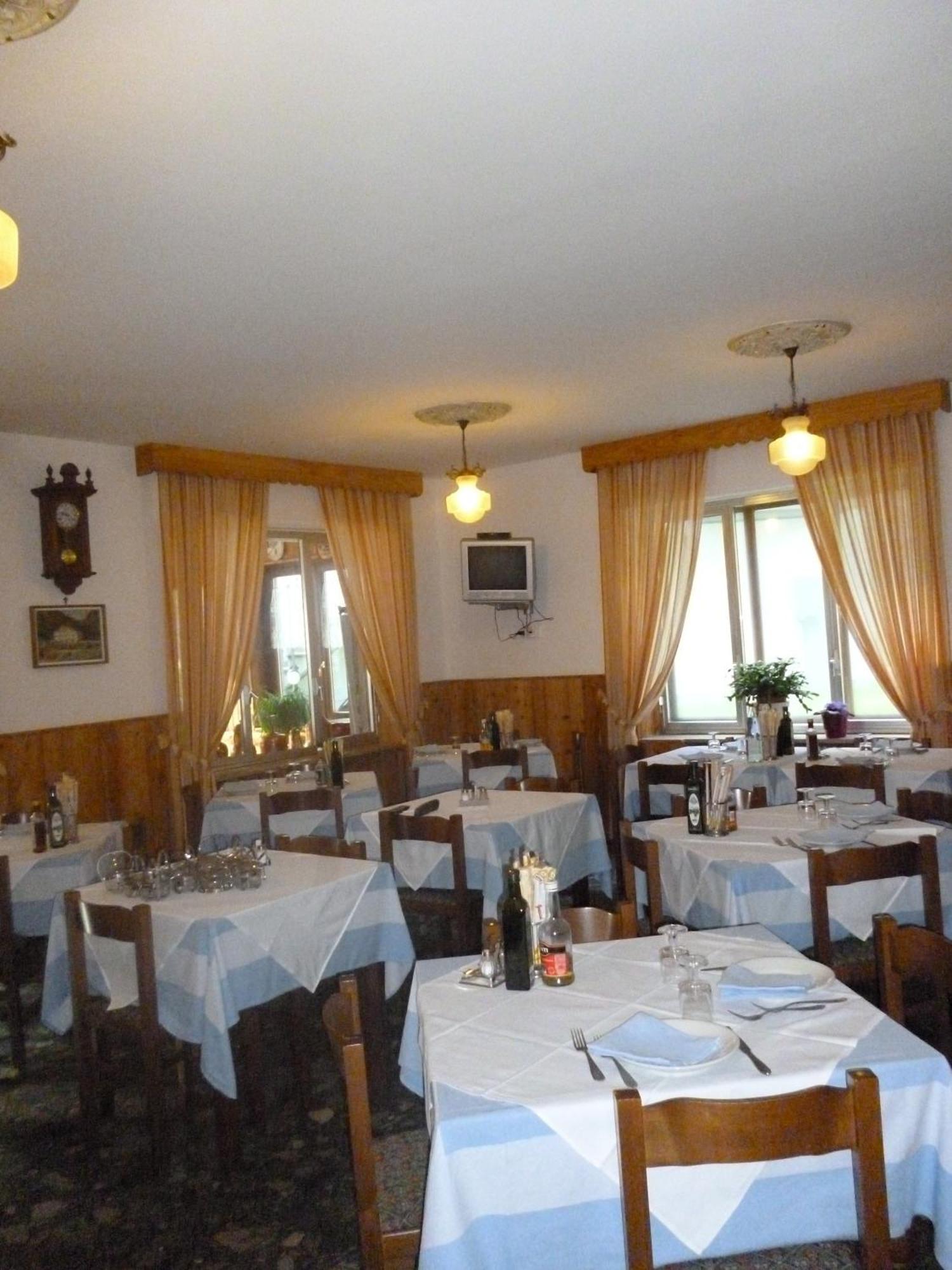 Hotel Fior Di Roccia Габи Екстериор снимка