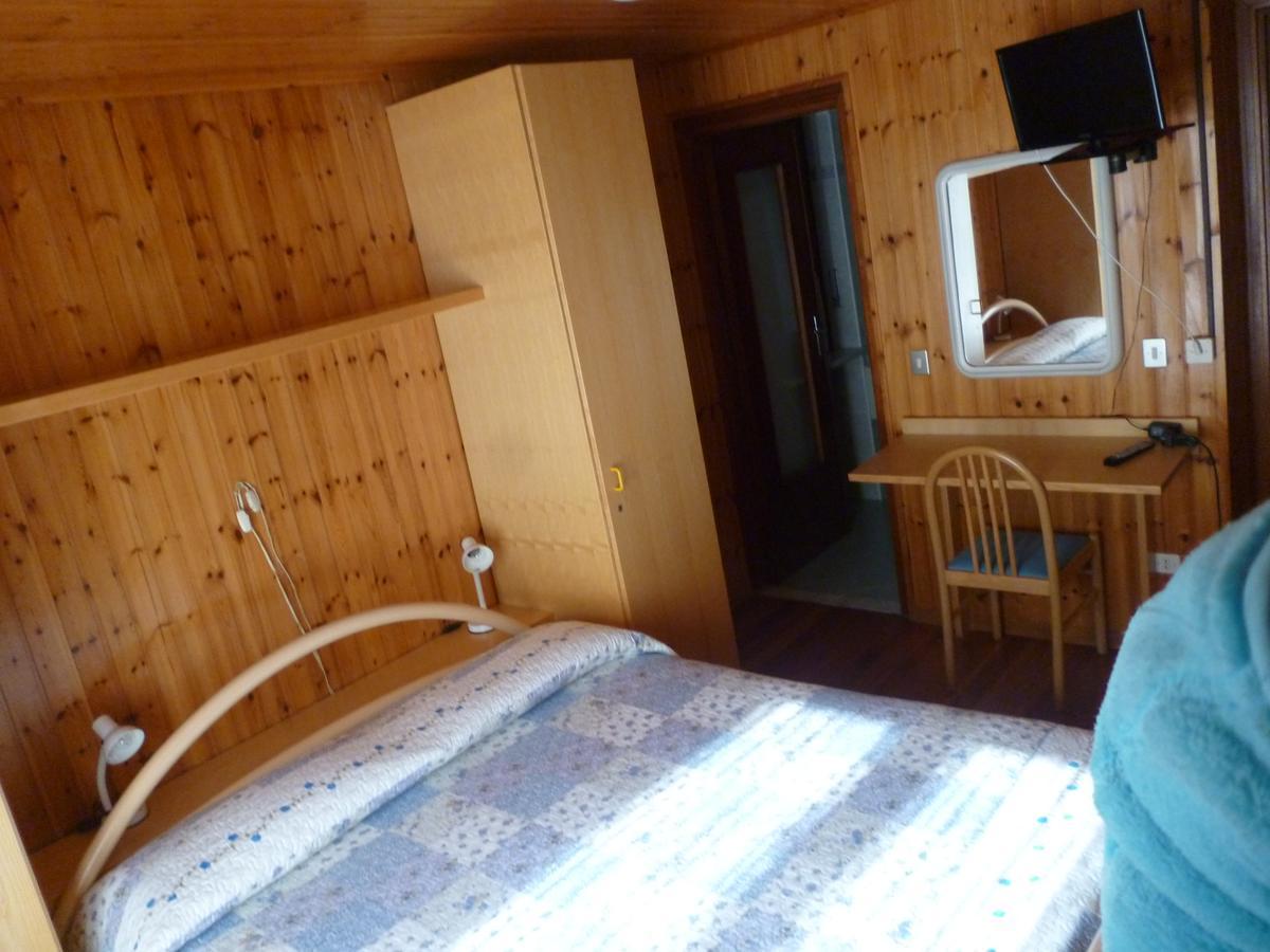 Hotel Fior Di Roccia Габи Екстериор снимка